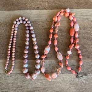 Set of 2 Vintage 1970's - 1980's Plastic Bead Necklace Marbled Coral & Cream